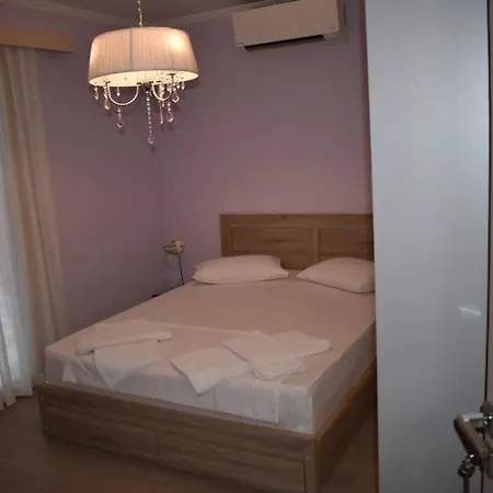 Adela Lefkas * Lefkáda