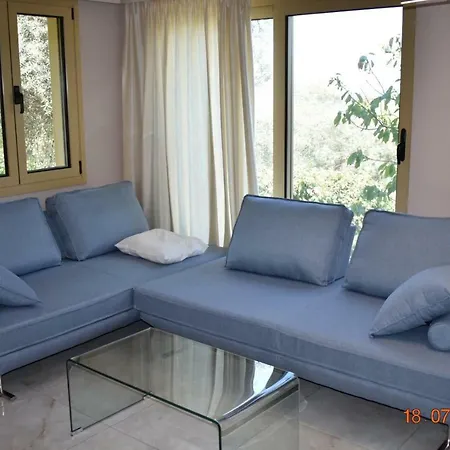 Daire Adela Lefkas